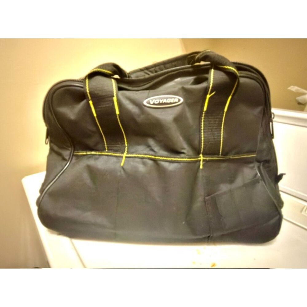 Voyager 12 inch tool bag with 21 pockets